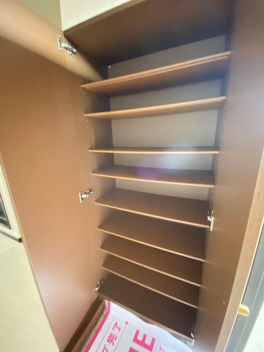 物件内観写真19　(靴箱)