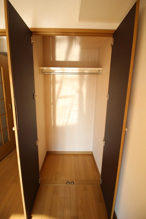 物件内観写真11　(収納)