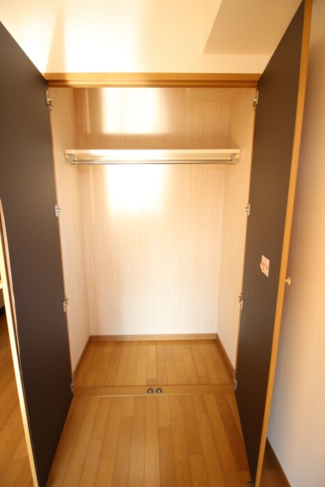 物件内観写真11　(収納)