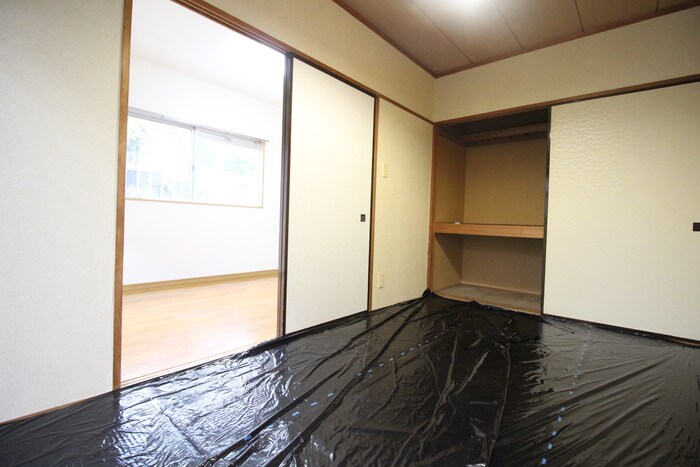 物件内観写真9　(居室)