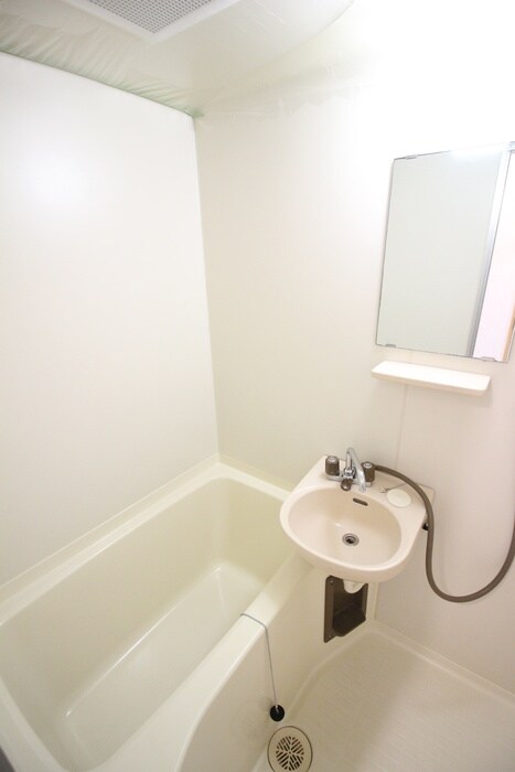 物件内観写真13　(バス／シャワールーム等)