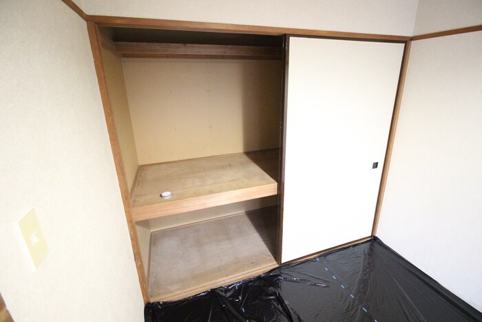 物件内観写真15　(収納)