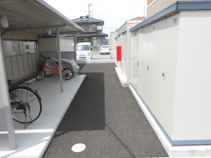 物件外観写真3　(建物設備)