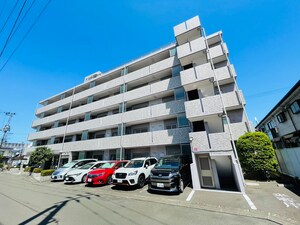 ﾗｲｵﾝｽﾞﾏﾝｼｮﾝ若林1丁目(203)外観写真