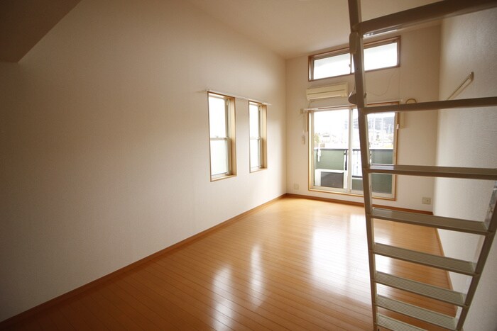 物件内観写真7　(居室)