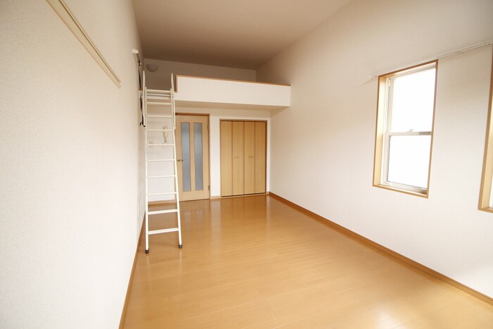 物件内観写真8　(居室)