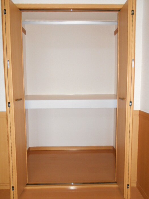 物件内観写真14　(収納)