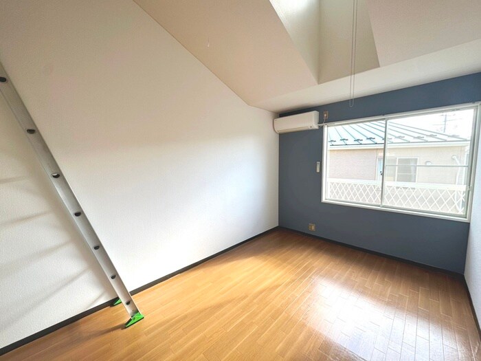 物件内観写真9　(居室)