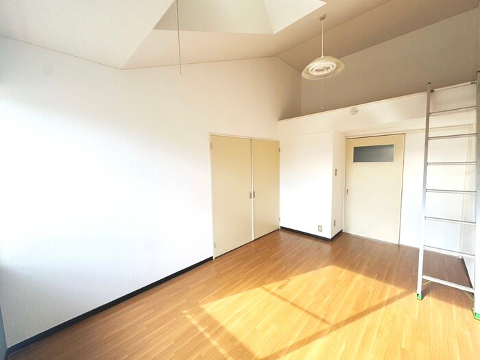 物件内観写真10　(居室)