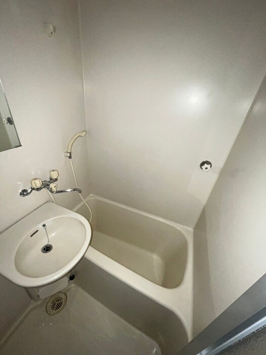 物件内観写真12　(バス／シャワールーム等)