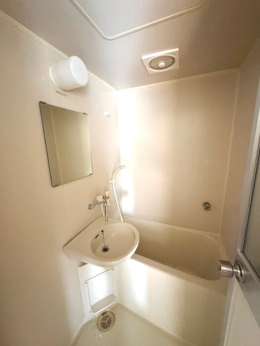 物件内観写真12　(バス／シャワールーム等)