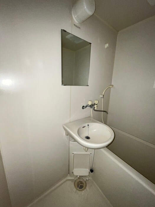 物件内観写真13　(洗面)