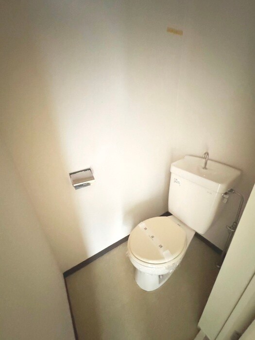 物件内観写真13　(トイレ)