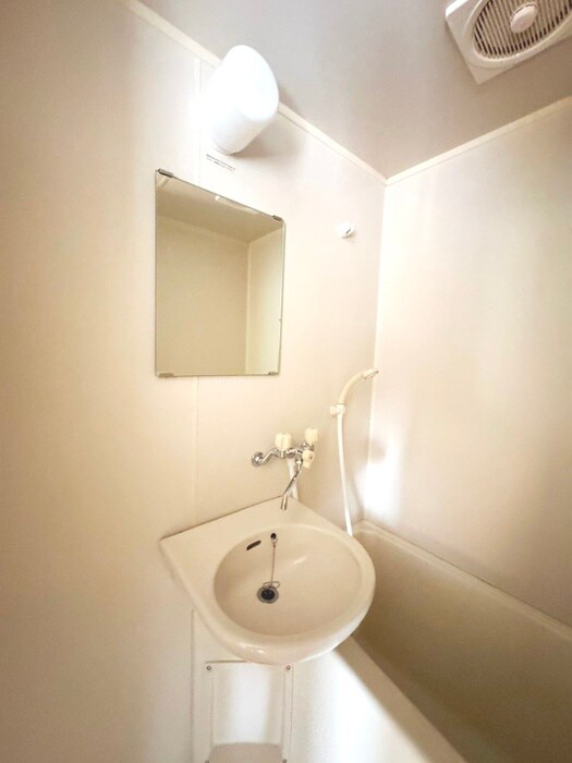 物件内観写真14　(洗面)