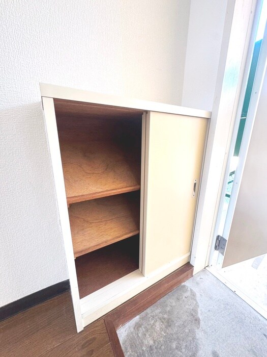 物件内観写真19　(靴箱)