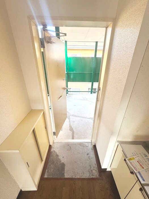 物件内観写真20　(玄関)