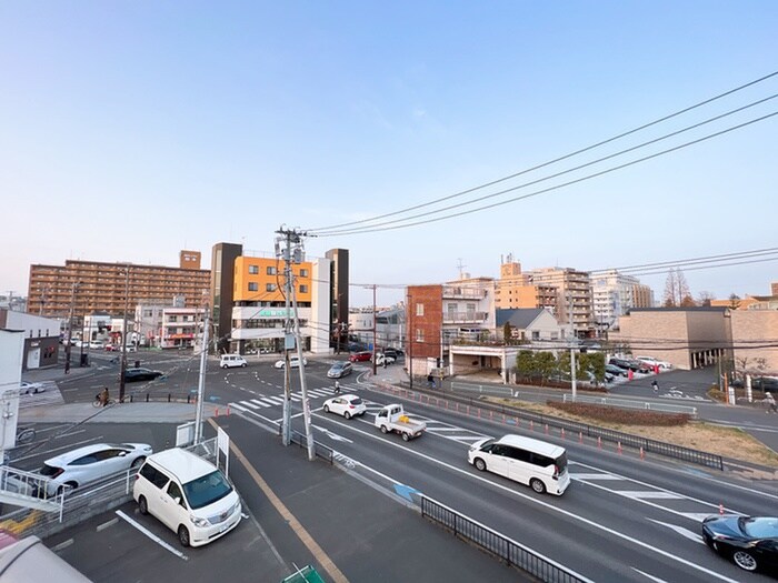 物件内観写真17　(室内からの展望)