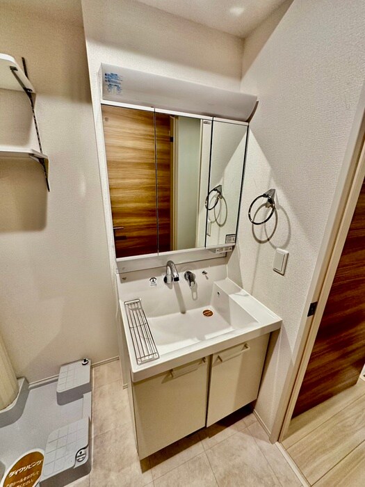 物件内観写真12　(洗面)