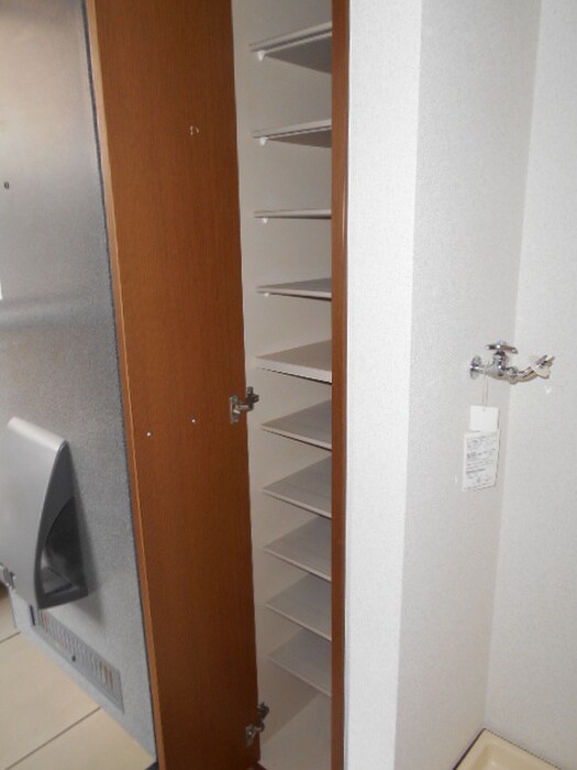 物件内観写真9　(靴箱)