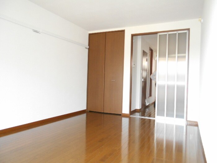 物件内観写真19　(居室)