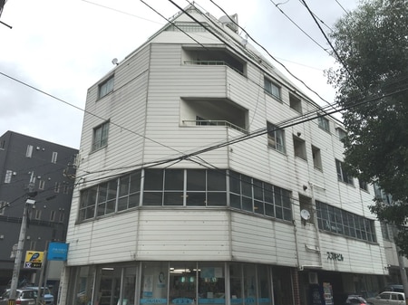 スズキビル外観写真