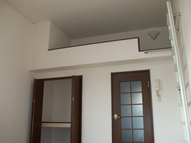 物件内観写真7　(ロフト)