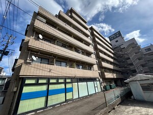 シャレード北仙台外観写真