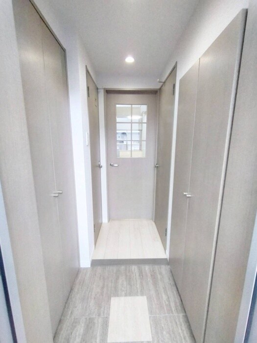 物件内観写真21　(玄関)