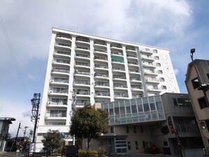 シャンボール石名坂（716）外観写真