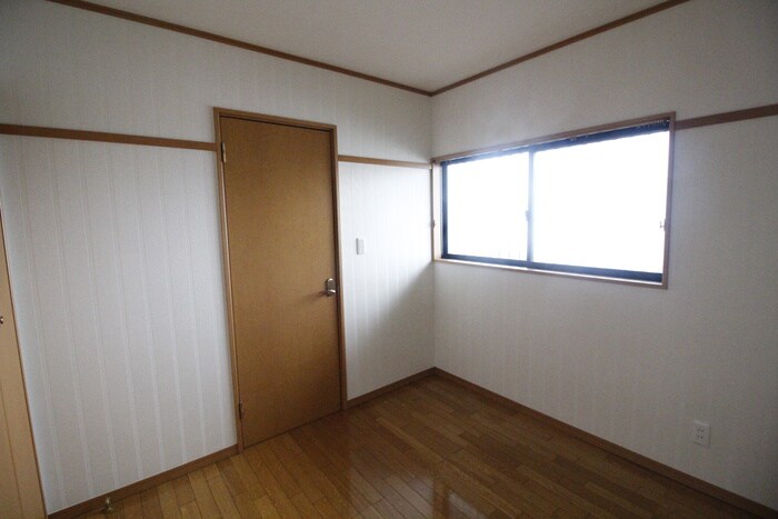 物件内観写真10　(居室)