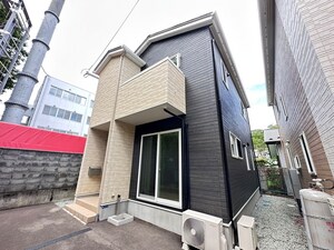 リーフレット本塩釜C棟外観写真