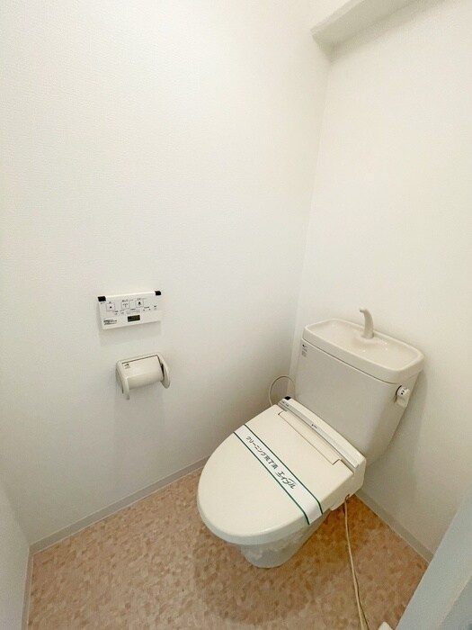 物件内観写真10　(トイレ)