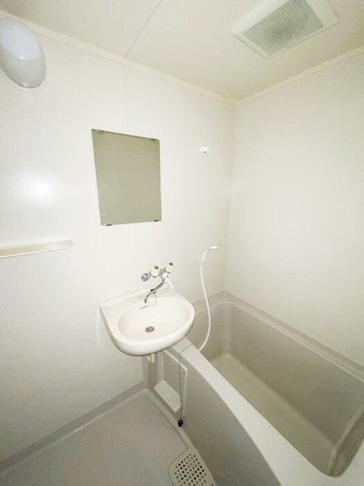 物件内観写真10　(バス／シャワールーム等)