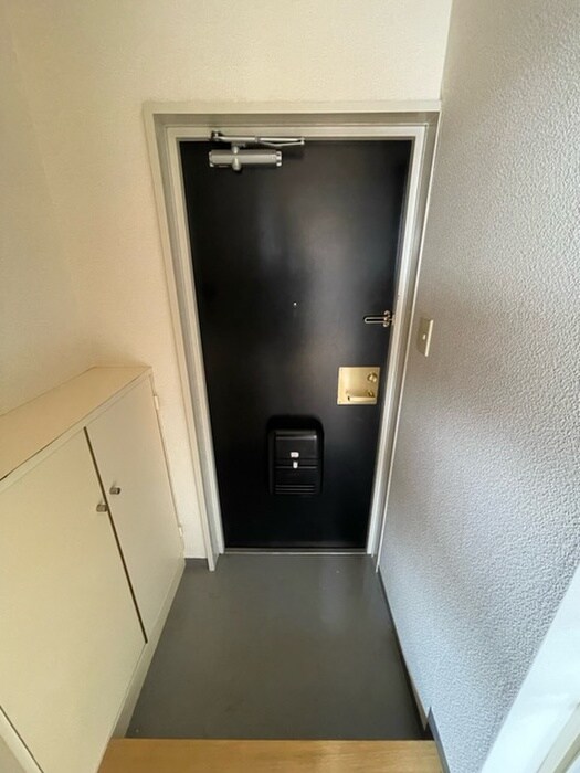 物件内観写真15　(玄関)