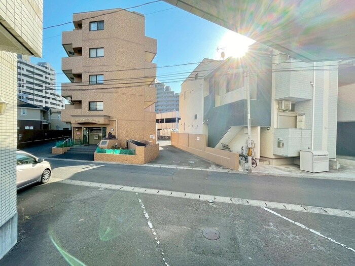 物件内観写真17　(室内からの展望)