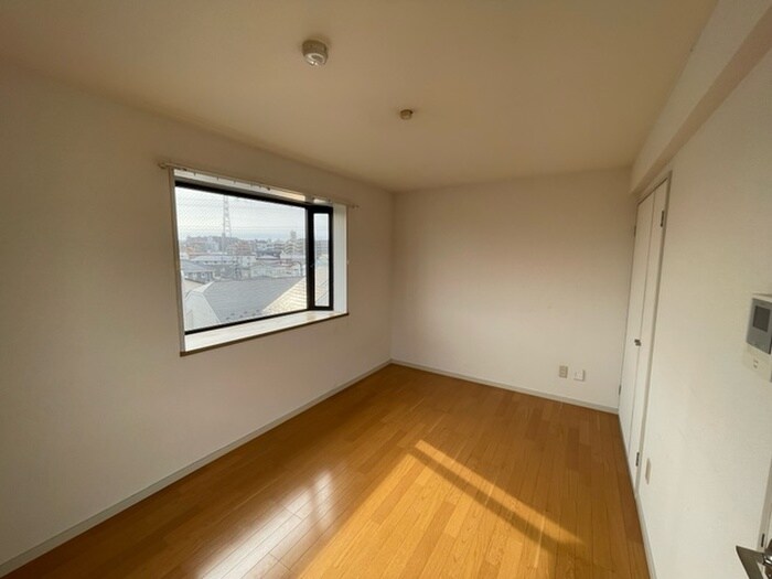 物件内観写真19　(居室)