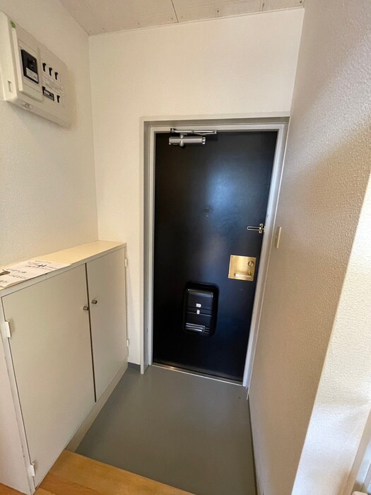 物件内観写真21　(玄関)