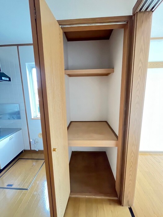 物件内観写真19　(収納)