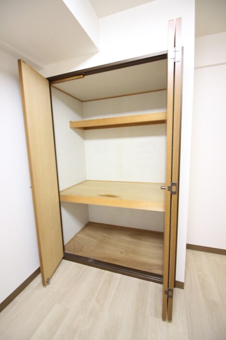 物件内観写真22　(収納)