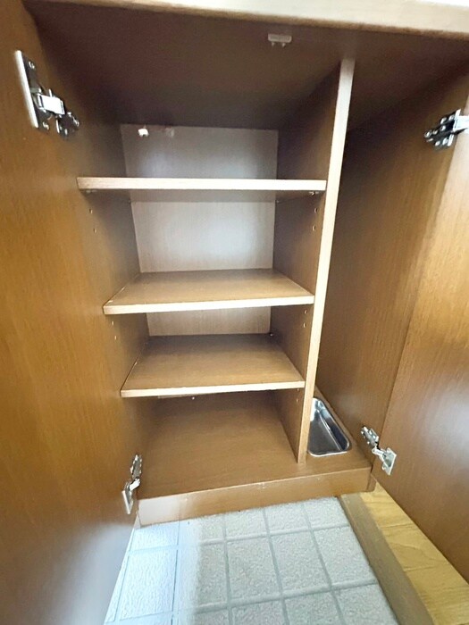 物件内観写真12　(靴箱)
