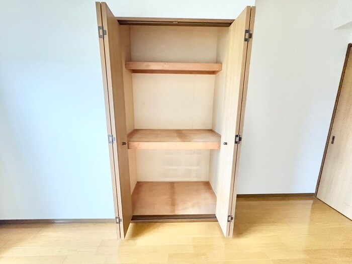 物件内観写真13　(収納)