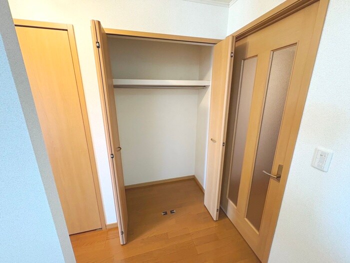 物件内観写真9　(収納)