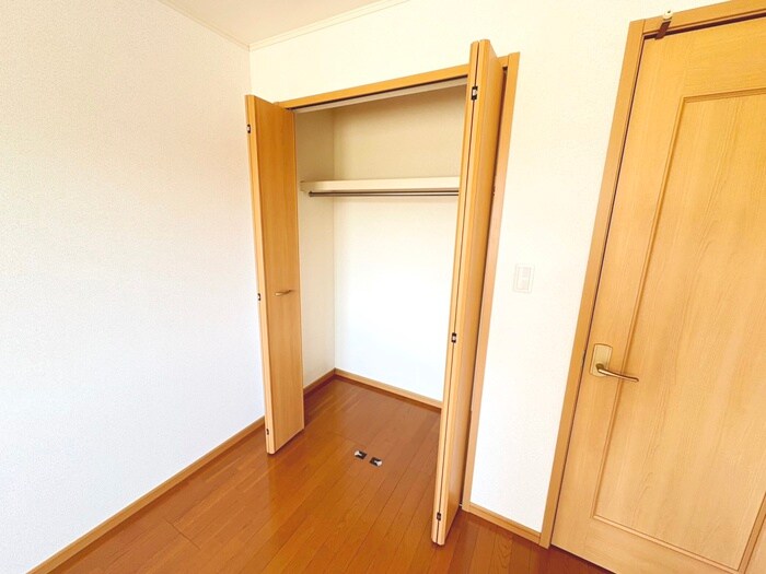 物件内観写真10　(収納)