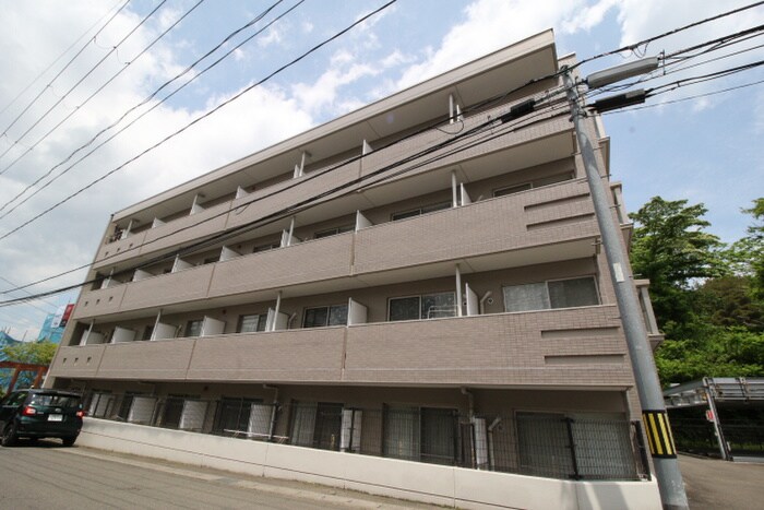 物件外観写真4　(エントランス部分)