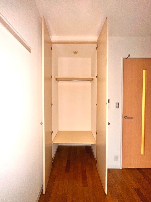 物件内観写真10　(収納)