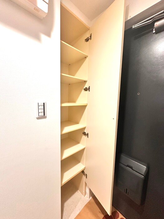 物件内観写真17　(靴箱)