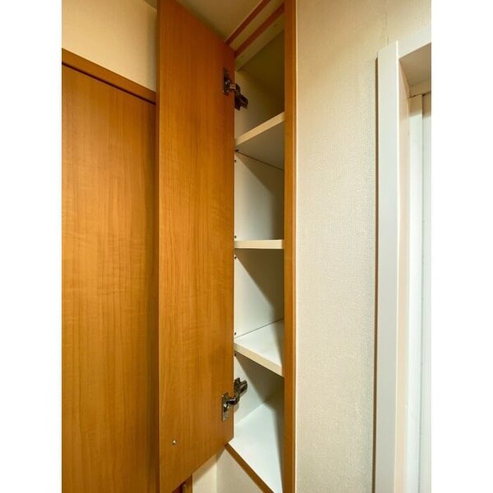 物件内観写真11　(靴箱)