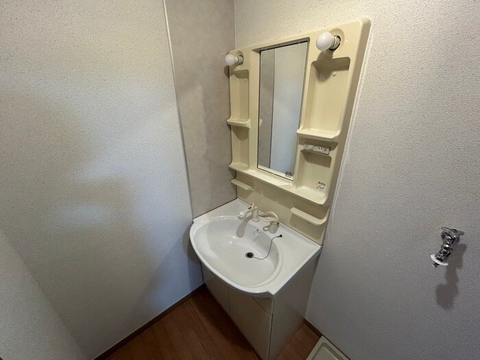 物件内観写真13　(洗面)