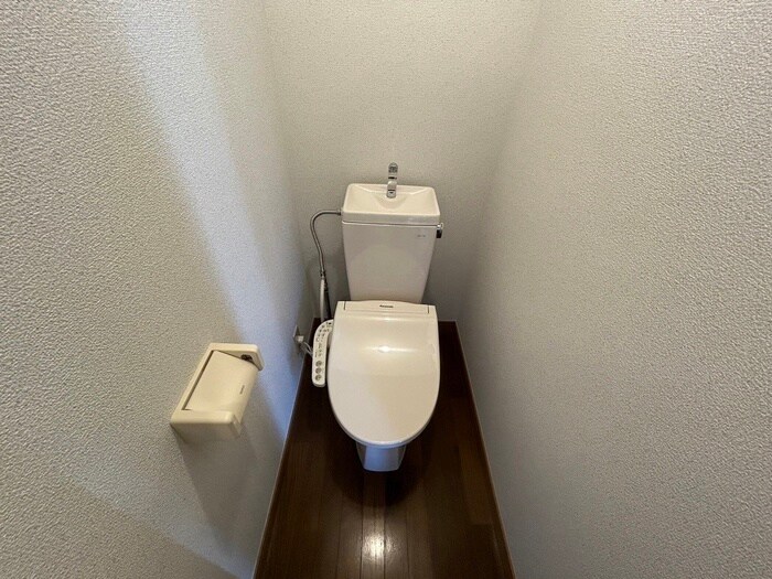 物件内観写真14　(トイレ)