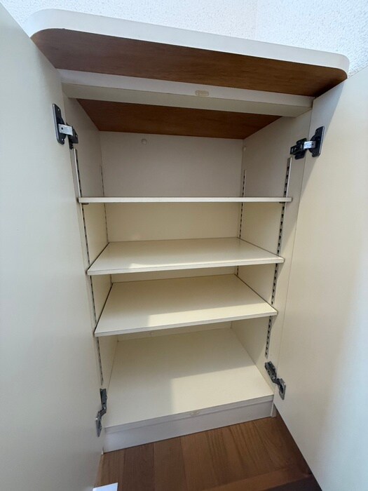 物件内観写真15　(靴箱)